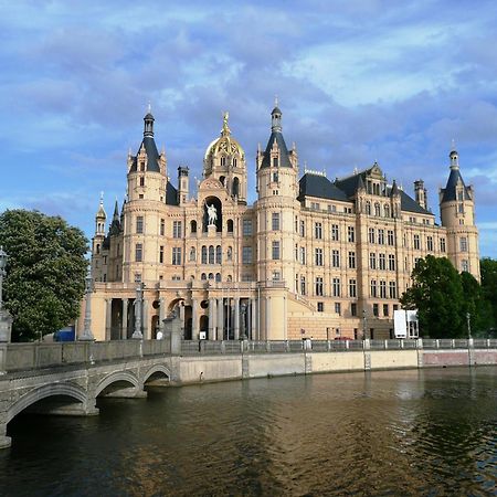Gasthof Zur Guten Quelle Schwerin  Luaran gambar